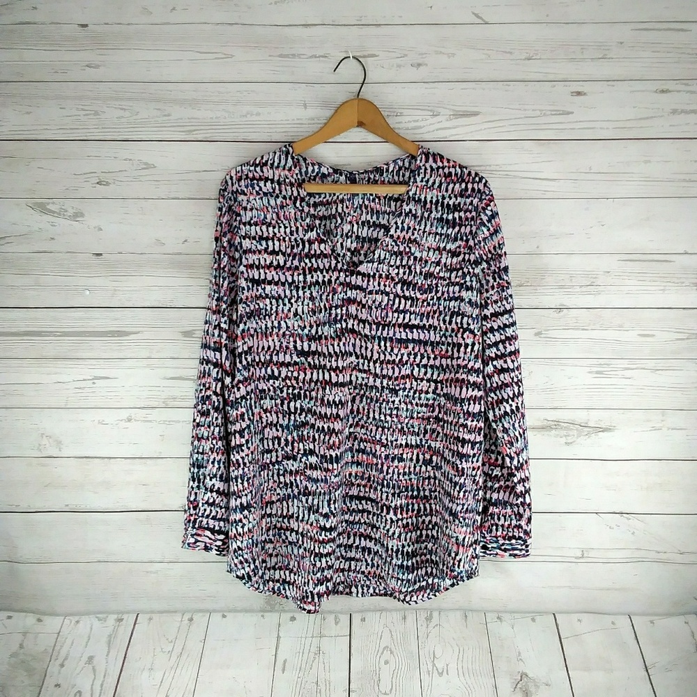 NYDJ vneck longsleeve pattern top large